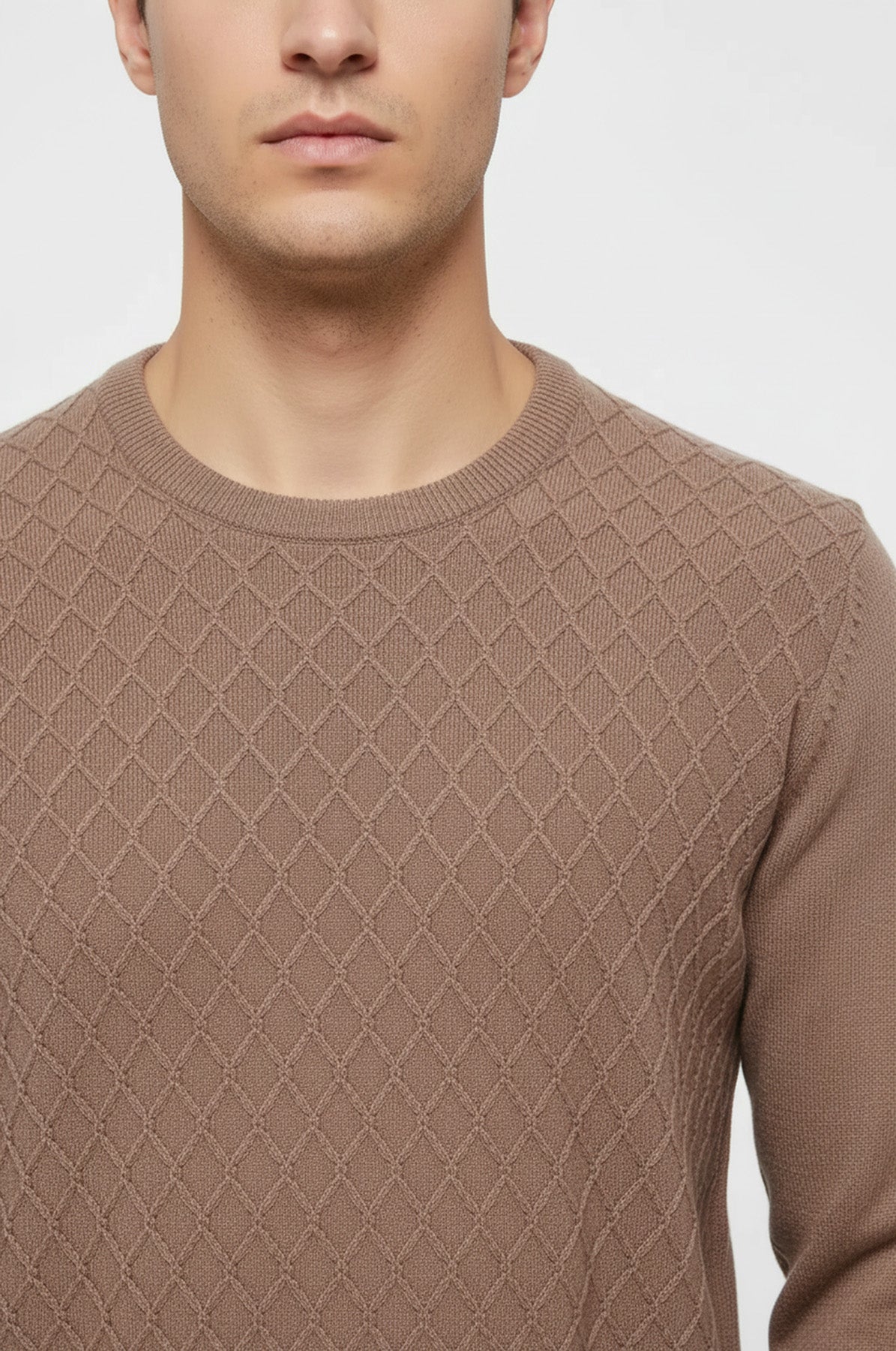 Diamond Pattern Circle Neck Beige Sweater - Wessi