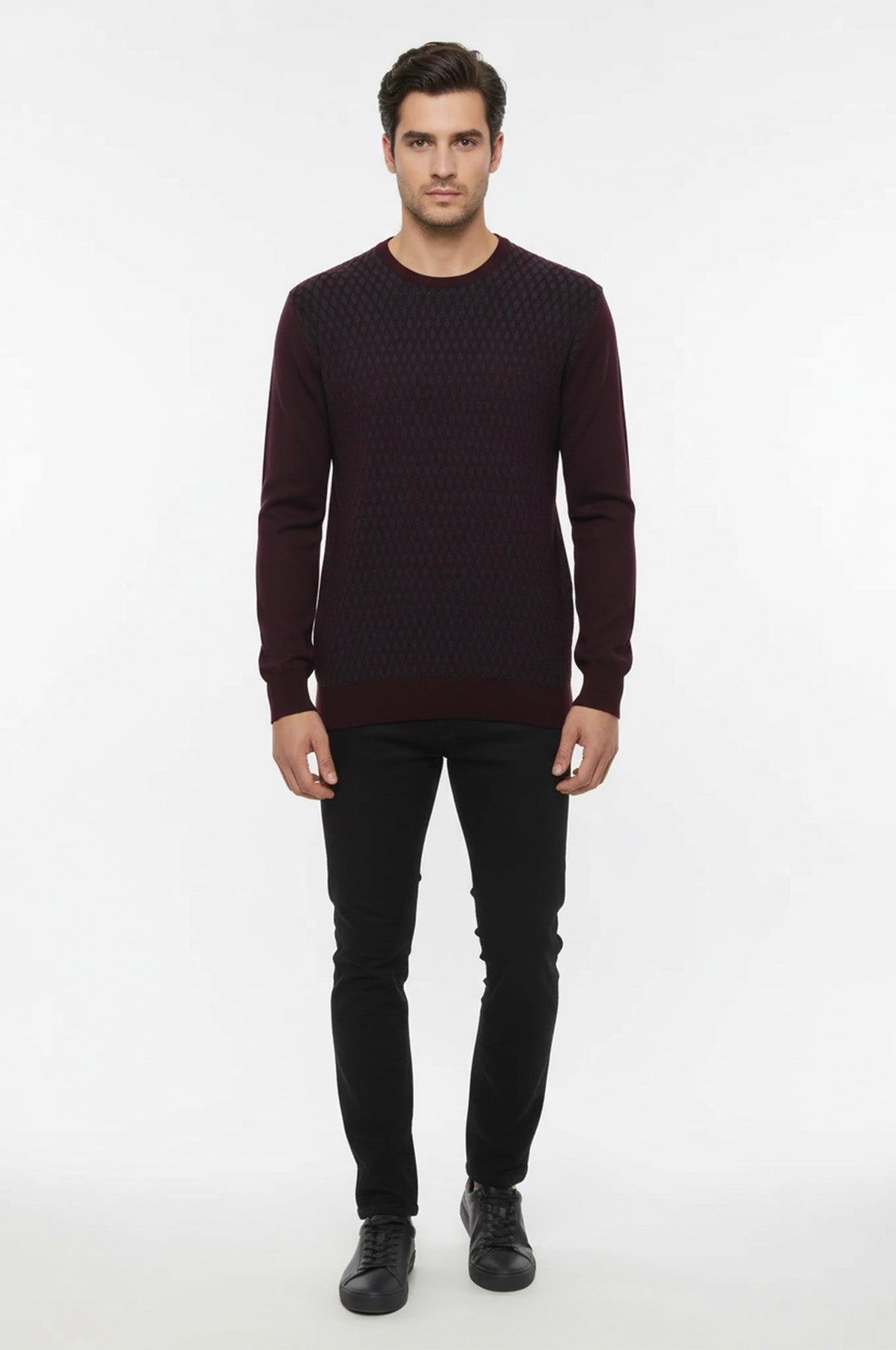 Burgundy Diamond Patterned Circle Neck Sweater - Wessi