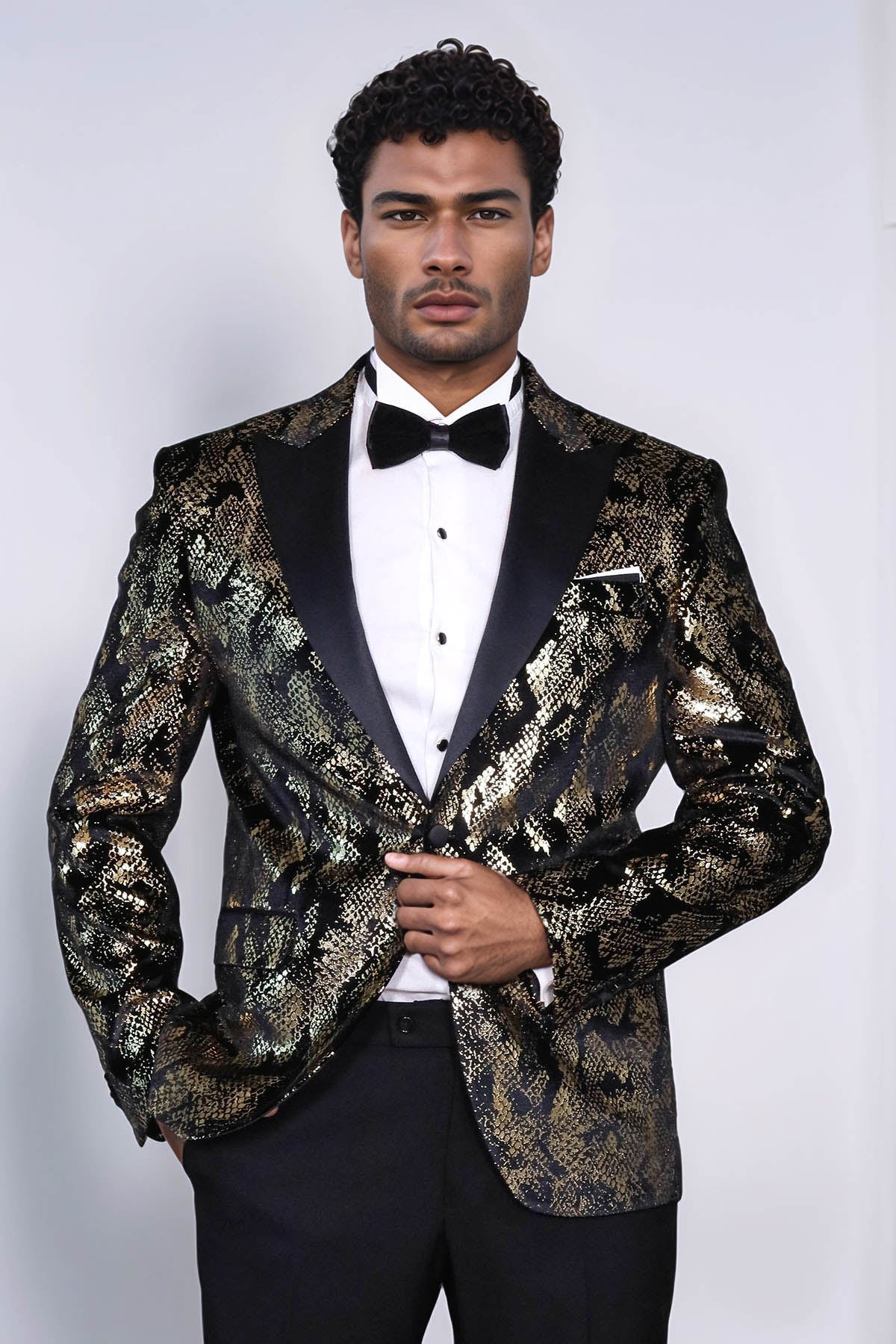 Peak Lapel Slim Fit Gold Patterned Black Men Prom Blazer