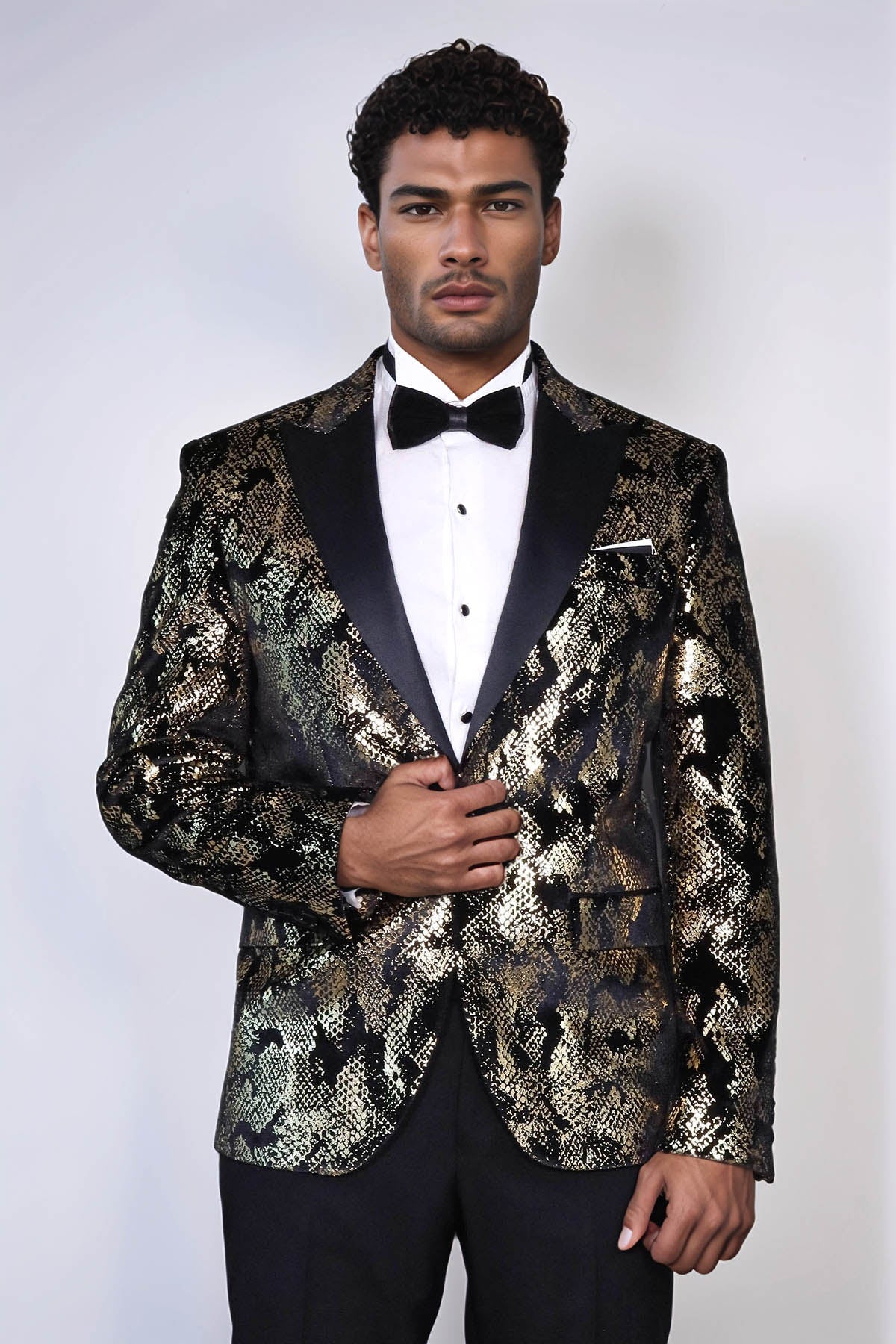 Peak Lapel Slim Fit Gold Patterned Black Men Prom Blazer