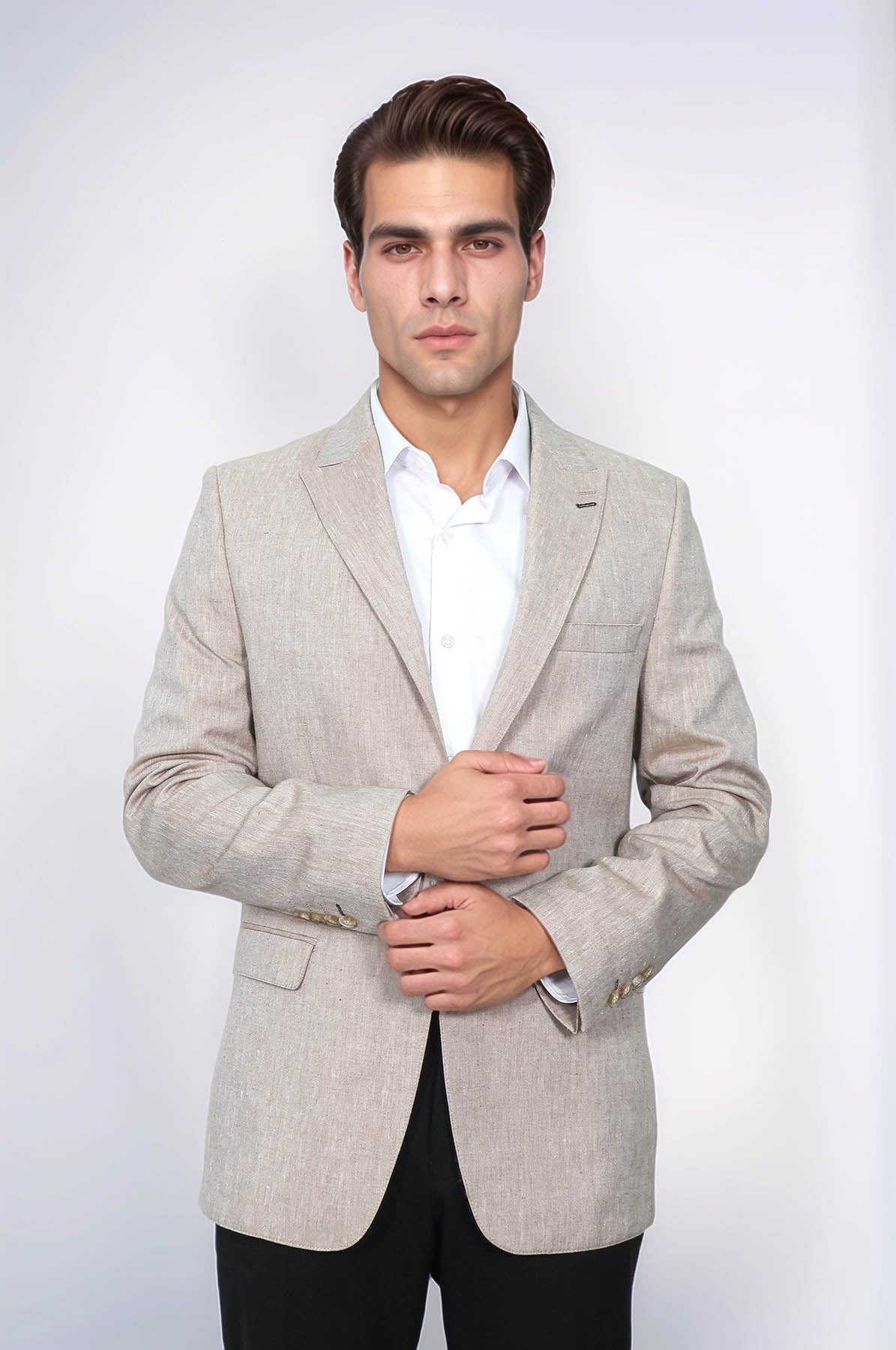 Slim-Fit Peak Lapel Light Brown Jacket - Wessi