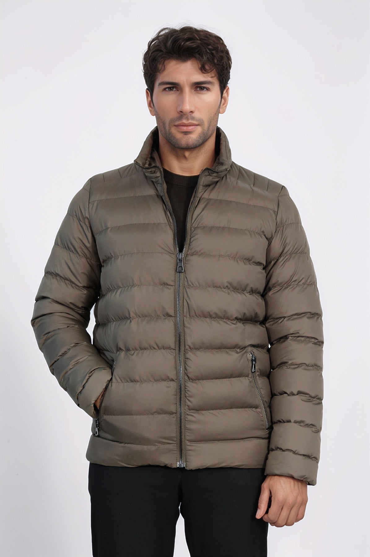 Quilted Standing Collar 2 Pockets Short Khaki Men Down Coat - Wessi