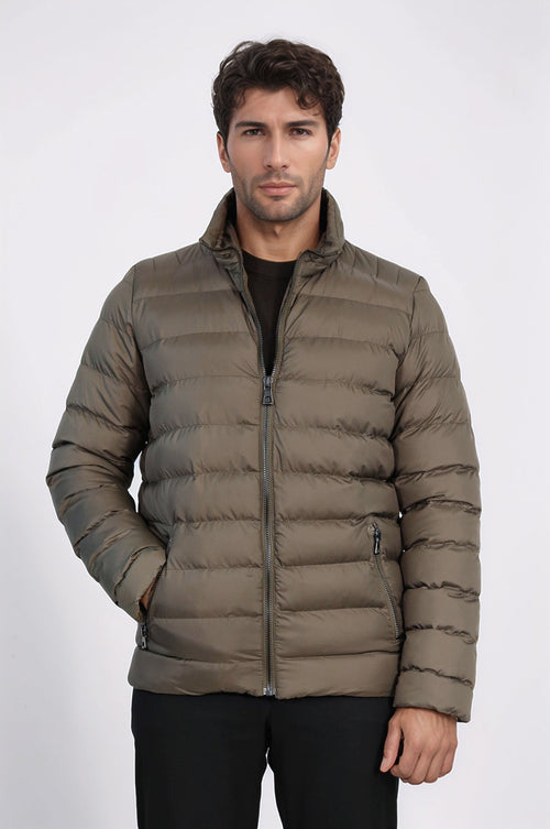 Quilted Standing Collar 2 Pockets Short Khaki Men Down Coat - Wessi