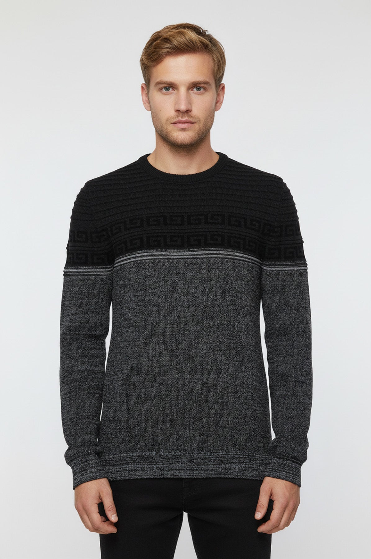 Chest Patterned Circle Neck Grey Men Knitwear - Wessi
