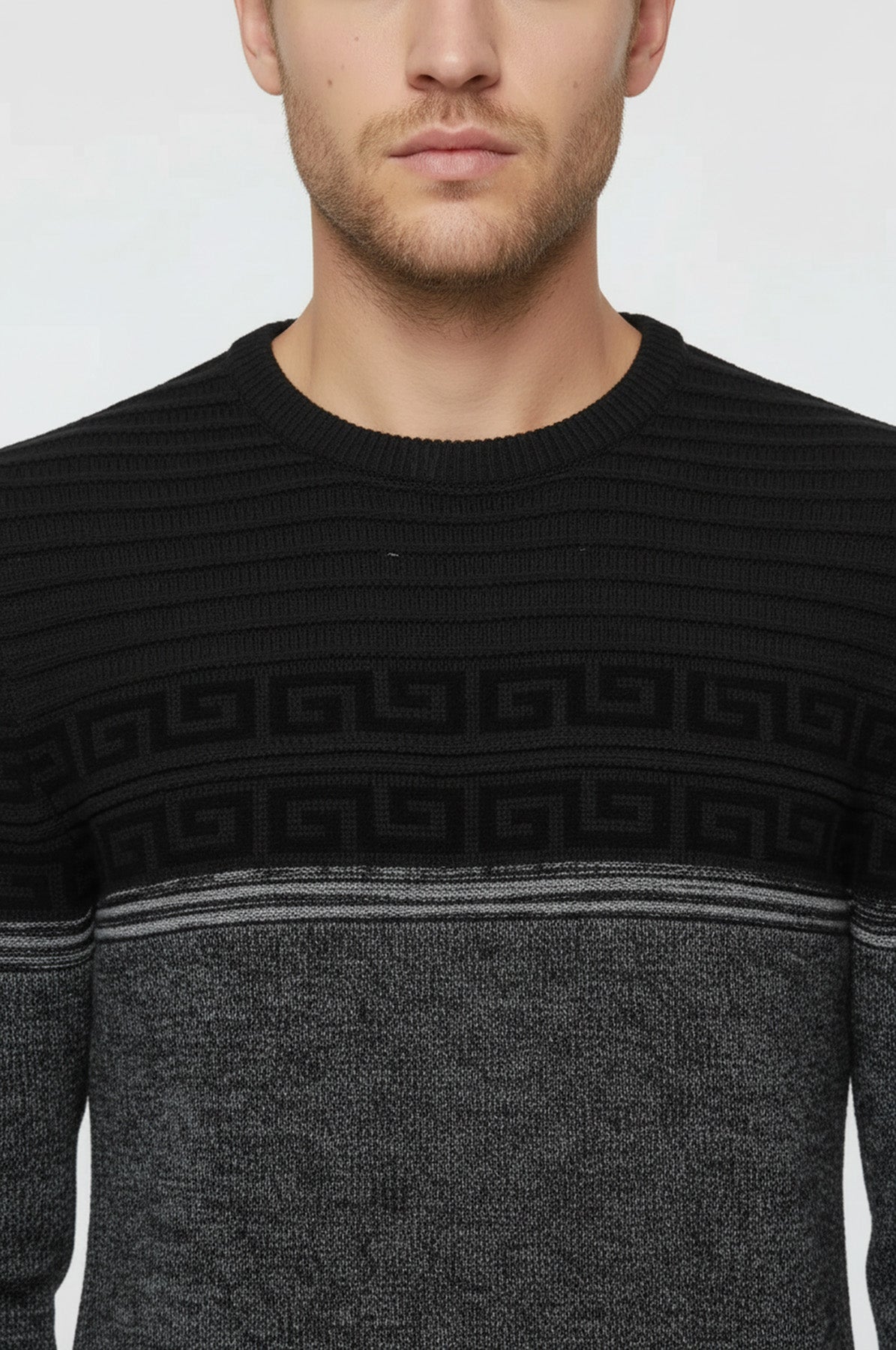 Chest Patterned Circle Neck Grey Men Knitwear - Wessi