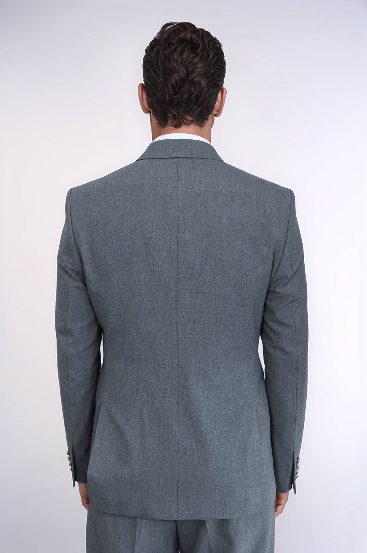 Slim Fit Double-Breasted Grey Men’s Suit with Silver-Tone Metal Buttons – Wessi