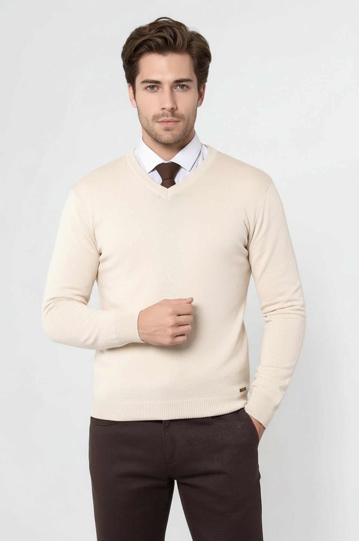 V Neck Cream Sweater - Wessi