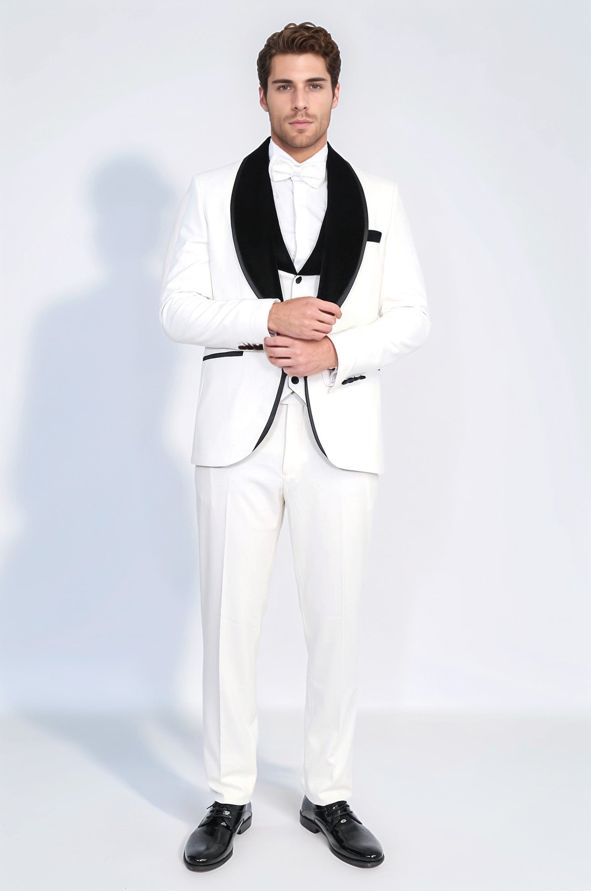Classic Velvet Lapel White Tuxedo Suit - Wessi