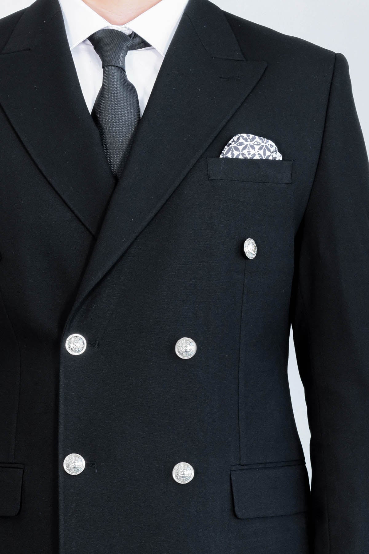 Slim Fit Double-Breasted Black Men’s Suit with Silver-Tone Metal Buttons – Wessi